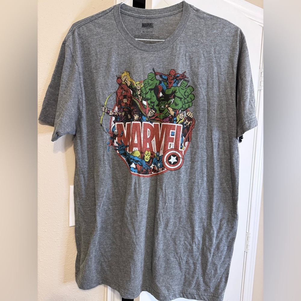 Marvel Gray Tee with Multicolor Classic Heroes Graphic size XL
